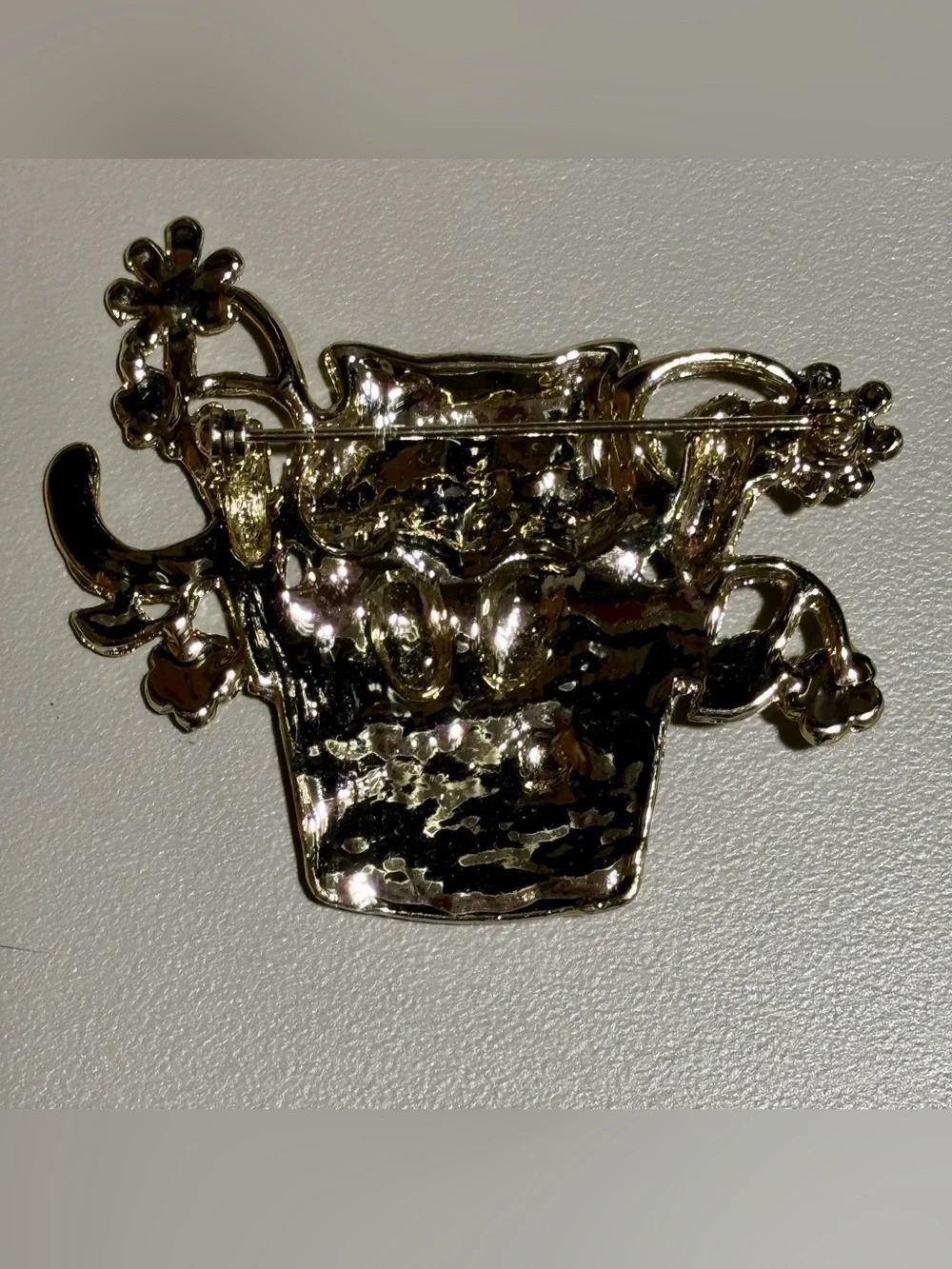 Vintage 90s Cat in Flower Pot Brooch Pin Whimsical Garden Gold Tone Costume